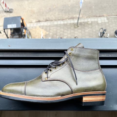 Iron Boots Type 1 in Horween Green Pioneer Hatchgrain