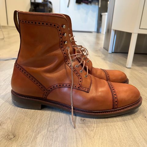 Carmina Toecap Brogue Jumper Boots 80459 in Unlisted Leather