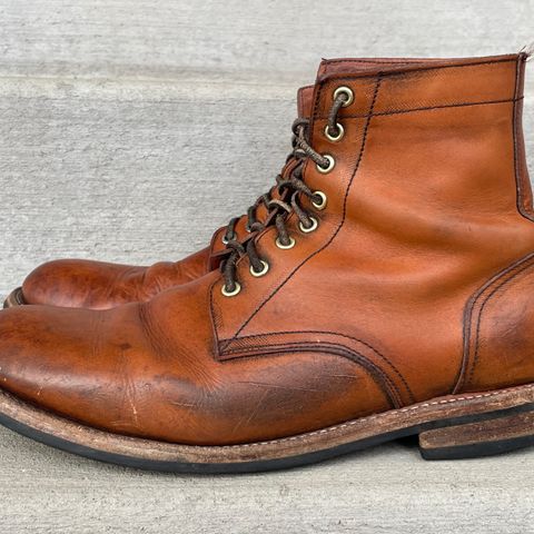 Oak Street Bootmakers Trench Boot in Tempesti Brown Overdye Camello Asportabile