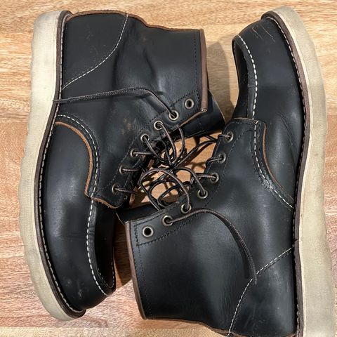 View photo of Red Wing 6-Inch Classic Moc in S.B. Foot Black Prairie