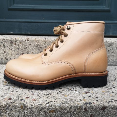 Butts and Shoulders The Worker Boots in Natural Leather