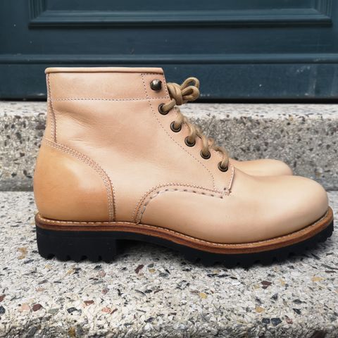 Butts and Shoulders The Worker Boots in Natural Leather
