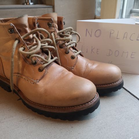 Butts and Shoulders The Worker Boots in Natural Leather