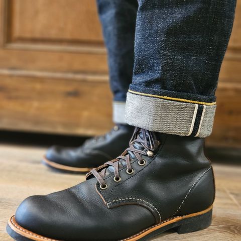 Red Wing Blacksmith in S.B. Foot Black Prairie