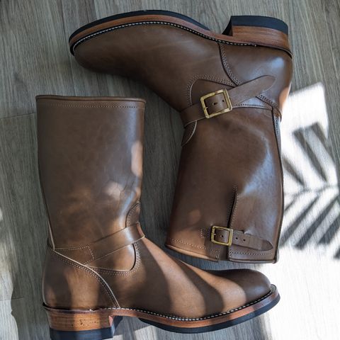 Attractions BILTBUCK Engineer Boots in Crust Horsebutt