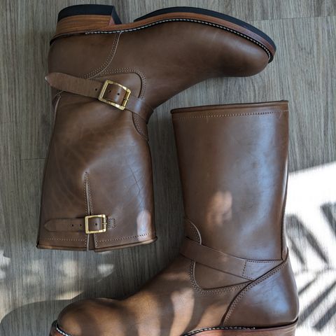 Attractions BILTBUCK Engineer Boots in Crust Horsebutt