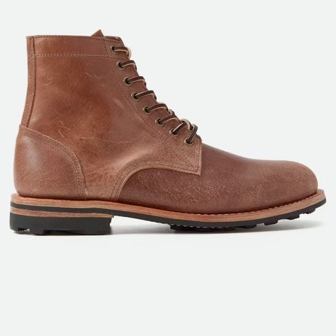 Oak Street Bootmakers Field Boot in Maryam Natural Reverse Horsebutt