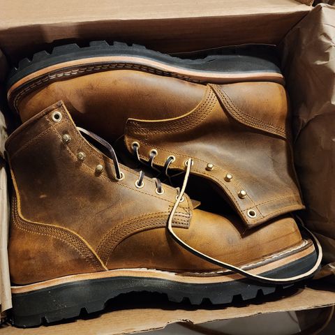 Nicks MTO in Horween Orange Predator