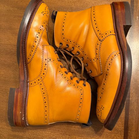 Tricker's Stow Country Boot in Acorn Antique