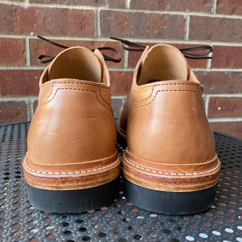 Oak Street Bootmakers Trench Oxford in Maryam Natural Horsebutt