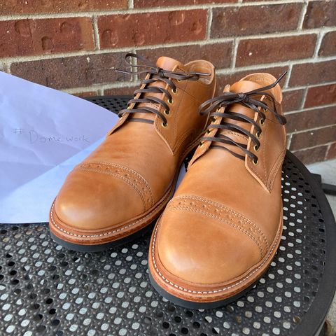 Oak Street Bootmakers Trench Oxford in Maryam Natural Horsebutt