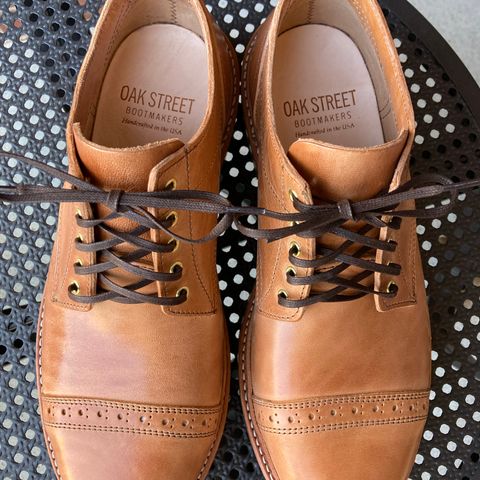 Oak Street Bootmakers Trench Oxford in Maryam Natural Horsebutt