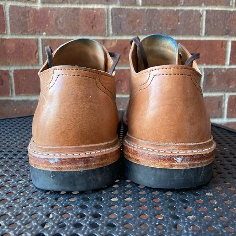 Oak Street Bootmakers Trench Oxford in Maryam Natural Horsebutt