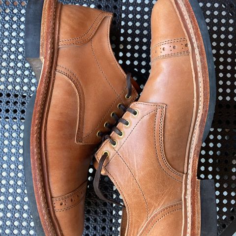 Oak Street Bootmakers Trench Oxford in Maryam Natural Horsebutt