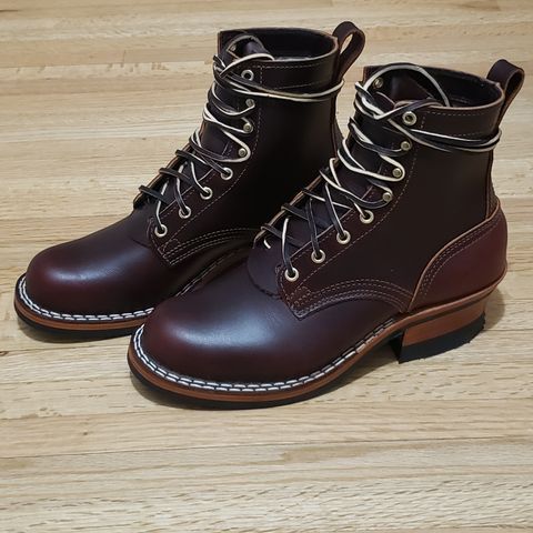 Nicks Robert in Wickett & Craig Chestnut Oiled Latigo