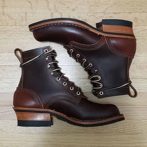 Nicks Robert in Wickett & Craig Chestnut Oiled Latigo