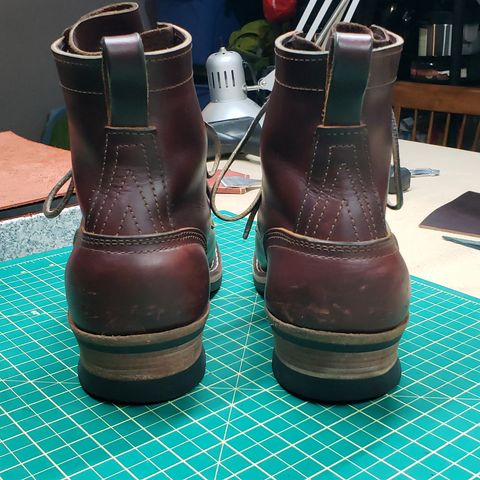 Nicks Robert in Wickett & Craig Chestnut Oiled Latigo