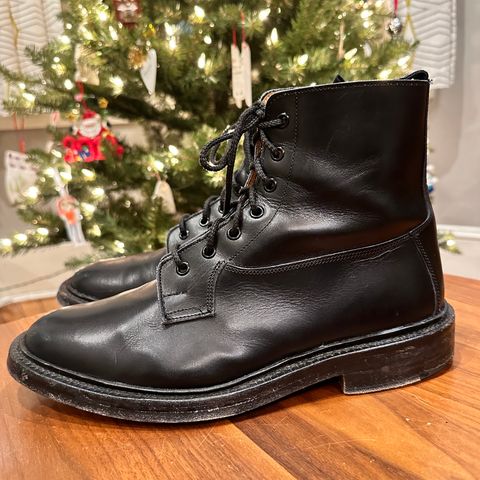 Tricker's Burford Plain Derby Boot in Black Calf