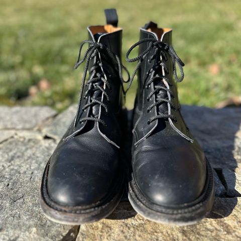 Tricker's Burford Plain Derby Boot in Black Calf