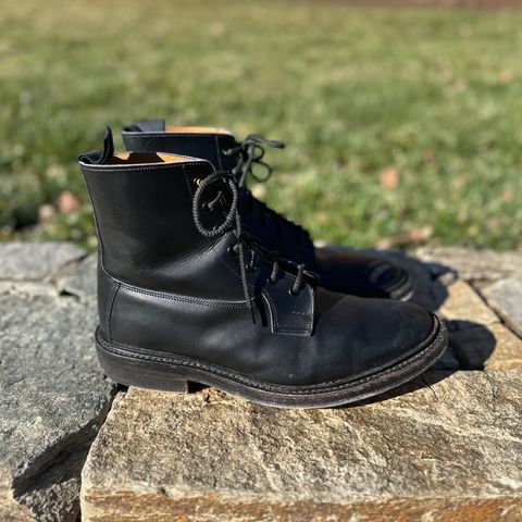 Tricker's Burford Plain Derby Boot in Black Calf