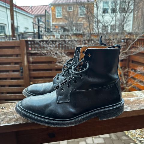 Tricker's Burford Plain Derby Boot in Black Calf