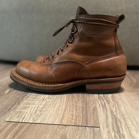White's 350 Cutter in Horween Natural Chromexcel