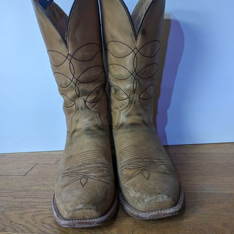 View photo of HYER Boots Maize in Sunrise Retan