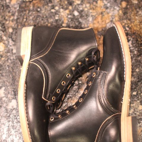 Nicks Free Range in Horween Black Teacore Chromexcel