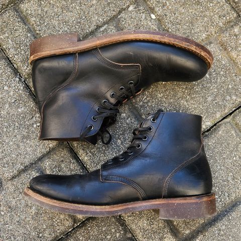 View photo of Oak Street Bootmakers Field Boot in Horween Black Chromexcel