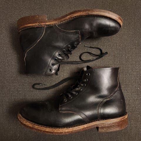 View photo of Oak Street Bootmakers Field Boot in Horween Black Chromexcel