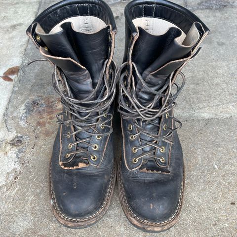 White's Bounty Hunter in Horween Black Chromexcel Horsebutt