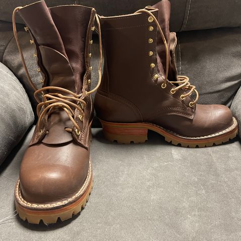 Frank's Type 1 Commander in Horween Walnut Cypress