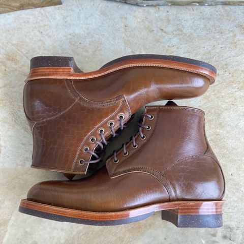Tahura Altilis in Shinki Cognac Oiled Horsebutt