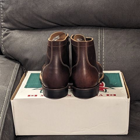 Canada West WM. Moorby 2817 in Pecan Tumbled