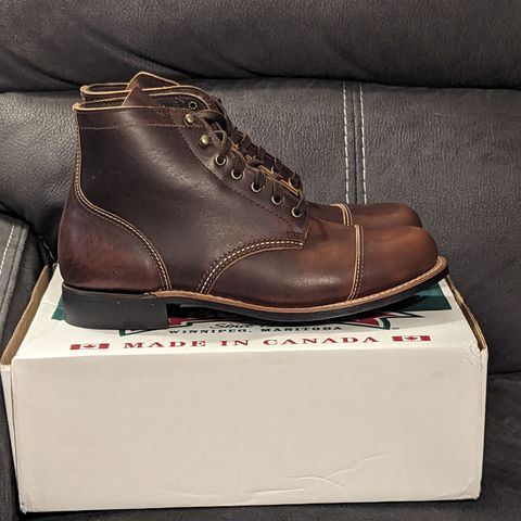 Canada West WM. Moorby 2817 in Pecan Tumbled