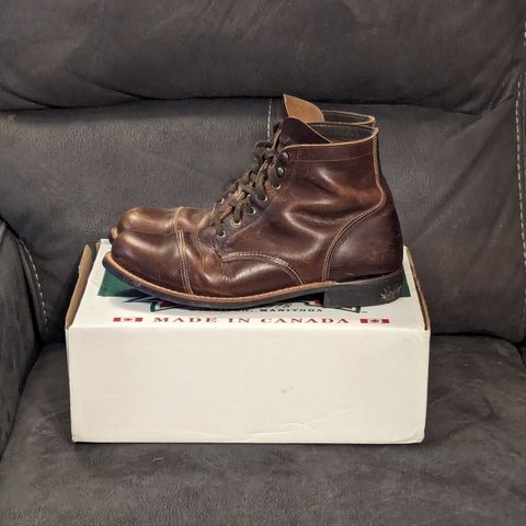 View photo of Canada West Boots WM. Moorby 2817 in Pecan Tumbled