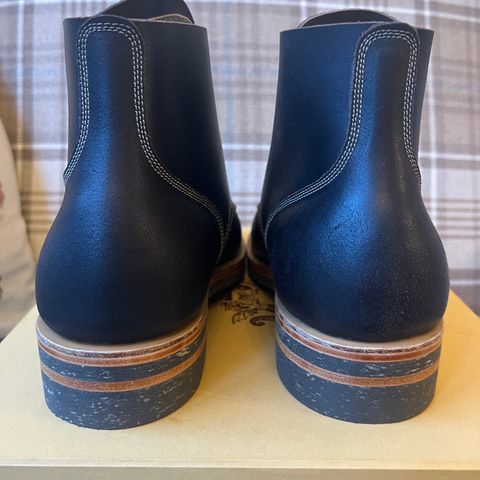 Sagara Boondocker in Horween Black Waxed Flesh