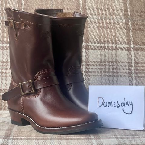 Willie's Handmade Boots Engineer in Horween Brown Chromexcel