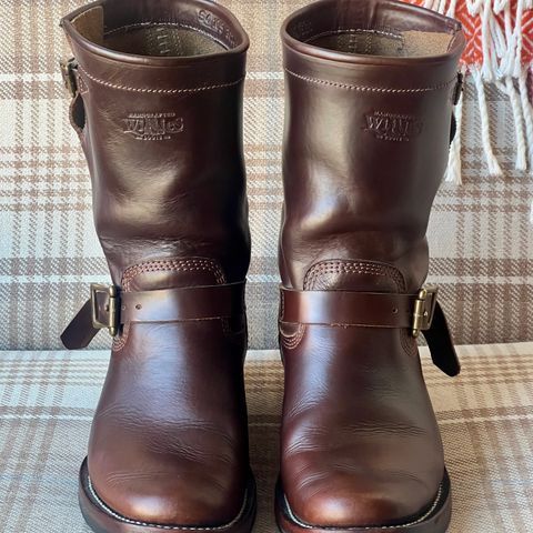 Willie's Handmade Boots Engineer in Horween Brown Chromexcel