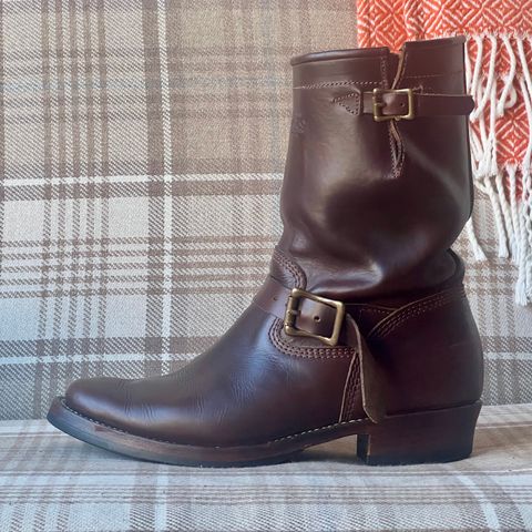 Willie's Handmade Boots Engineer in Horween Brown Chromexcel