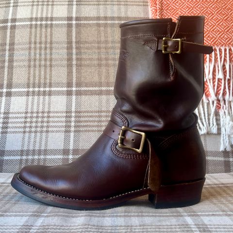 Willie's Handmade Boots Engineer in Horween Brown Chromexcel