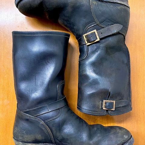 Motor Unlisted Model in Maryam Toscanello Horsebutt Overdyed Black