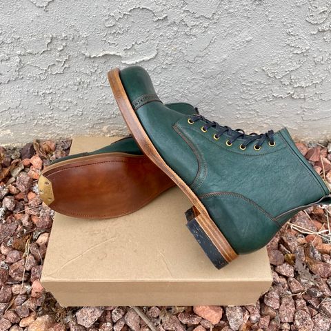 Iron Boots 5515 in Maryam Jungle Green Horsebutt