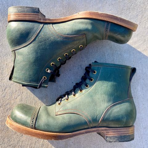 Iron Boots 5515 in Maryam Jungle Green Horsebutt