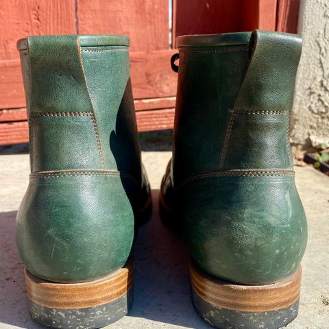 Iron Boots 5515 in Maryam Jungle Green Horsebutt
