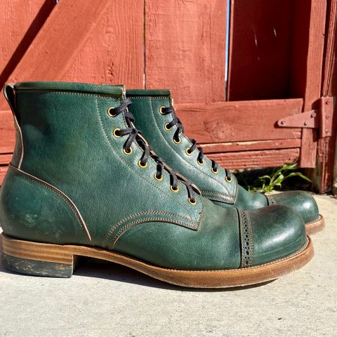 Iron Boots 5515 in Maryam Jungle Green Horsebutt