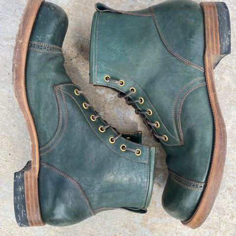 Iron Boots 5515 in Maryam Jungle Green Horsebutt