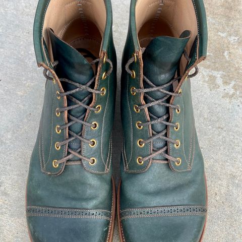 Iron Boots 5515 in Maryam Jungle Green Horsebutt