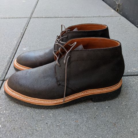 Grant Stone Chukka in C.F. Stead Earth Waxy Commander Suede