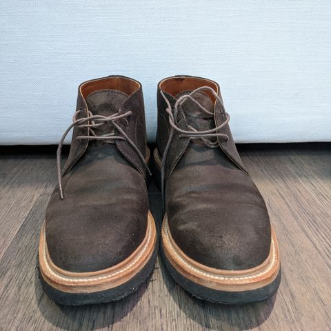 Grant Stone Chukka in C.F. Stead Earth Waxy Commander Suede